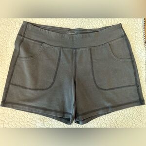 Old Navy Women’s Medium Gray Athletic Shorts with Elastic Waistband